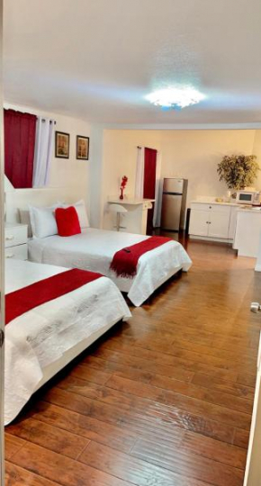 “Beautifull Cozy Studio…With Private Entrance”